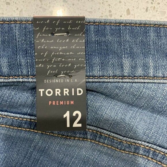 Torrid Sky High Skinny First At Fit Distressed Blue Denim Shorts Women's Size 12 - Picture 12 of 13